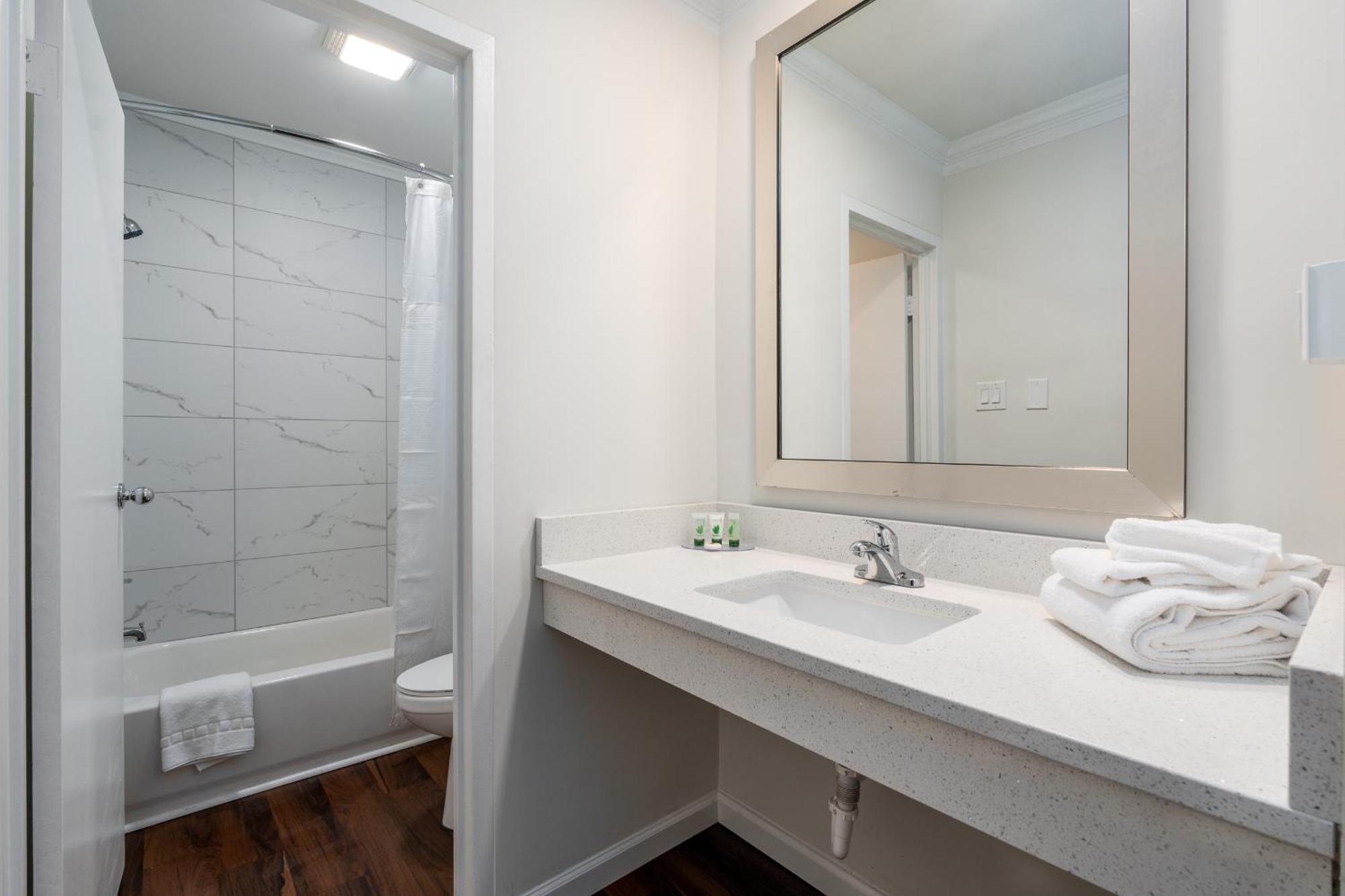 Crewe Boutique Inn المظهر الخارجي الصورة